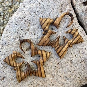 Stella Wood Earrings 6g / 4g